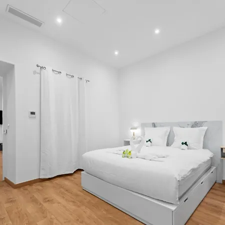 Guyau Ii - Somptueux 2pieces-carre D'or Menton-plage 1 Minute Апартаменти *