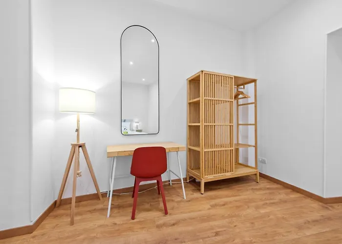 Апартаменти Guyau Ii - Somptueux 2pieces-carre D'or Menton-plage 1 Minute