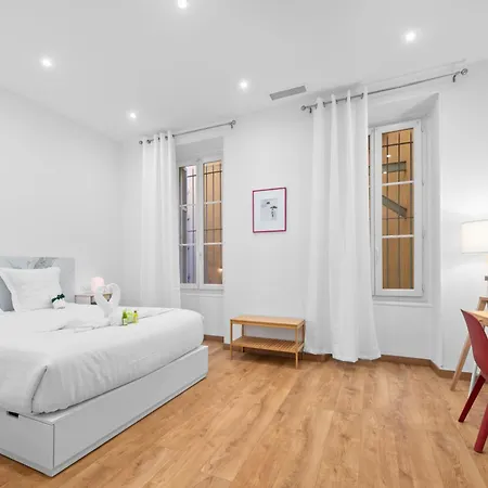 Guyau Ii - Somptueux 2pieces-carre D'or Menton-plage 1 Minute Apartamento *