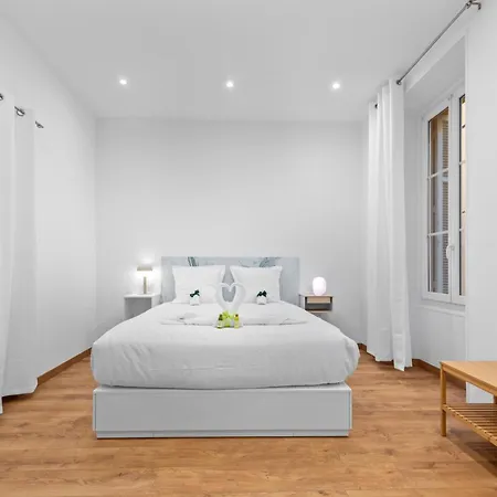 Guyau Ii - Somptueux 2pieces-carre D'or Menton-plage 1 Minute Μεντόν