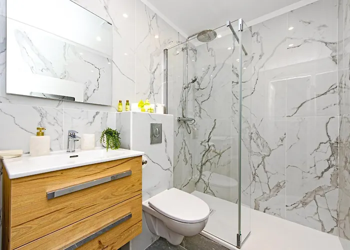 Guyau Ii - Somptueux 2pieces-carre D'or Menton-plage 1 Minute * 멍똥