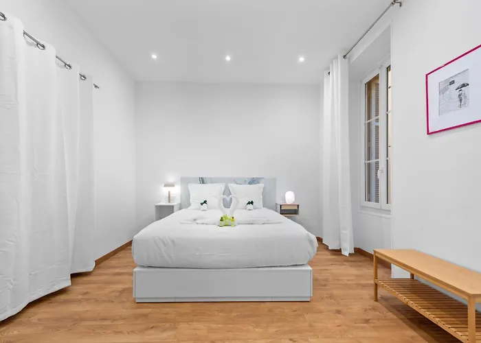 Guyau Ii - Somptueux 2pieces-carre D'or Menton-plage 1 Minute Μεντόν